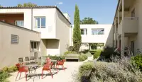 Les Jardins Médicis - Maison de retraite / EHPAD à Milhaud