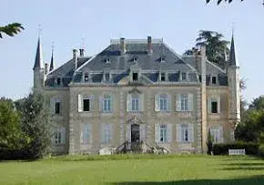 Photo principale de Ehpad Chateau De La Serra - Maison de retraite / EHPAD