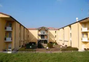 Photo principale de Maison De Retraite Etienne Pierre Morlanne - Maison de retraite / EHPAD
