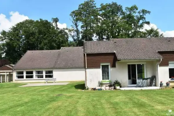 Photo principale de Résidence la Hêtraie - Résidence Services Seniors