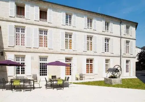 Photo principale de Korian Marie D'Albret - Résidence Services Seniors