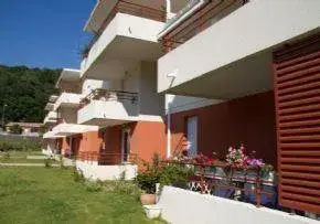 Photo de Les Villages d’Or Lamalou les Bains - Résidence Services Seniors