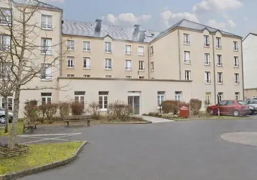 Photo de Residence Les Rives Du Puiseaux - Maison de retraite / EHPAD