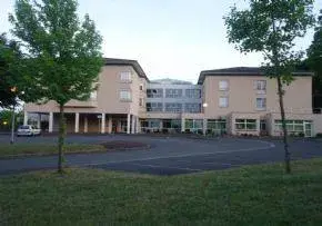 Photo de Ehpad Le Roussillon - Maison de retraite / EHPAD