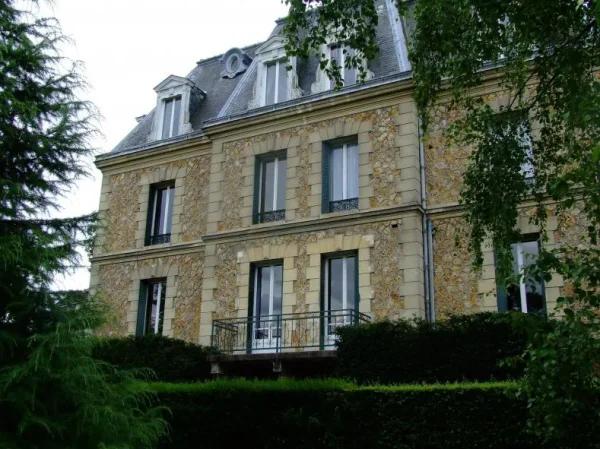 Residence Ma Vallee - Résidence Services Seniors à Us