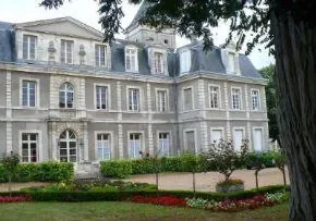 Ehpad Usld Jallans - Maison de retraite / EHPAD à Châteaudun