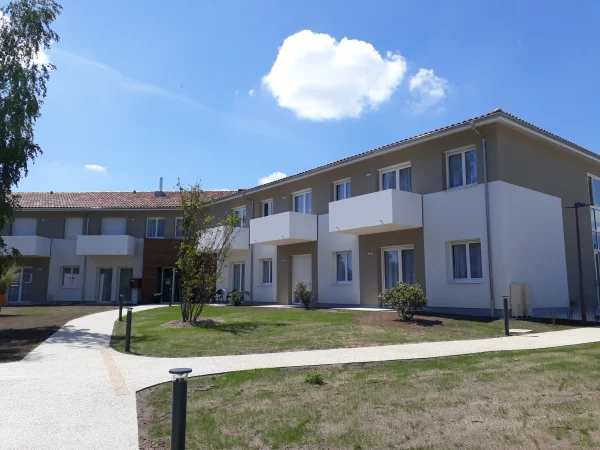 Residence Services  Senior La Maison St Aubin - Résidence Services Seniors à Saint-Aubin-de-Médoc
