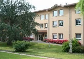 Maison De Retraite Les Saulaies - Maison de retraite / EHPAD à Saint-Trivier-sur-Moignans