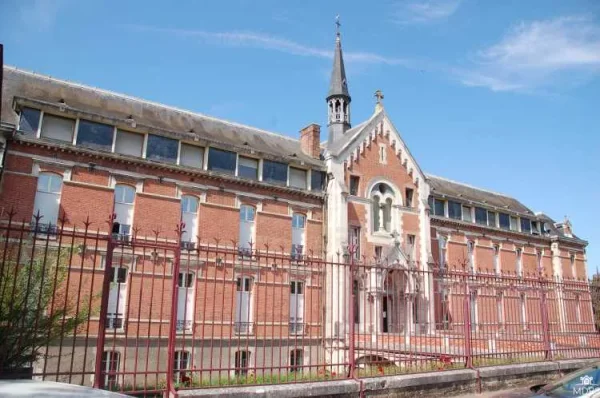 Ehpad De L'Hopital Saint Jean - Maison de retraite / EHPAD à Briare