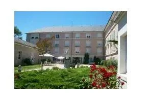Maison De Retraite St Joseph - Maison de retraite / EHPAD à Ossun