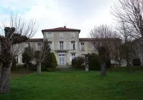 Residence Pillet Will Temps De Vie - Maison de retraite / EHPAD à Attichy