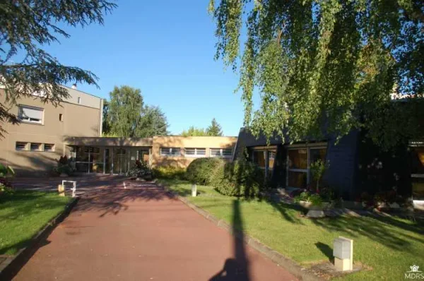 Résidence Ambroise-Croizat - Résidence Services Seniors à Fleury-les-Aubrais