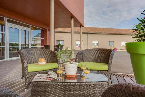 Résidence Laremy - Maison de retraite / EHPAD à Lathus-Saint-Rémy