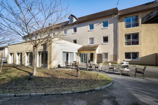 EHPAD Le Clos de la Forêt - Maison de retraite / EHPAD à Fraisans