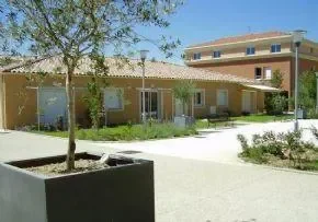 Residence Seniors Bleu Soleil - Résidence Services Seniors à Miramas