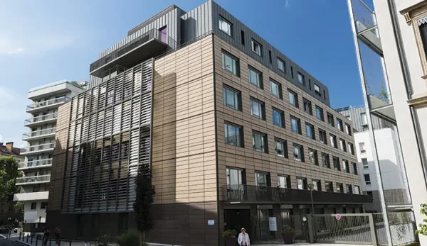 Résidence Les Bains - statut EHPA - Résidence Services Seniors à Grenoble