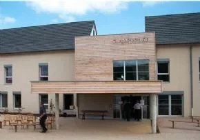 Maison De Retraite Champrouge - Maison de retraite / EHPAD à Mazille