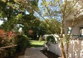 Maison De Sante La Roseraie - Maison de retraite / EHPAD à Livry-Gargan