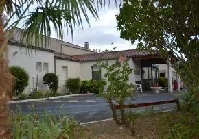 Maison De Retraite L'Aube - Maison de retraite / EHPAD à Saint-Cyr-du-Doret