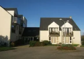 Foyer Logement Les Aubepines - Résidence Services Seniors à Pieux