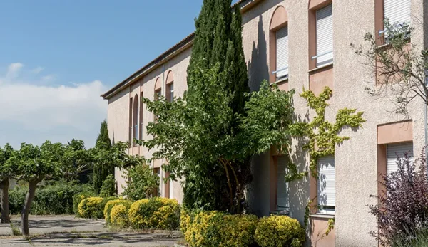Résidence Les Sereins - Maison de retraite / EHPAD à Cheval-Blanc
