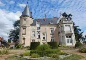 Les Petits Freres Des Pauvres Gigny Hebergement Temporaire - Maison de retraite / EHPAD à Gigny-sur-Saône